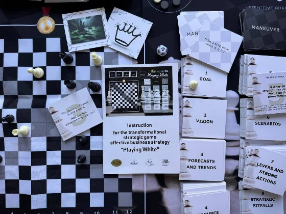 Complete game set — board, cards, pieces